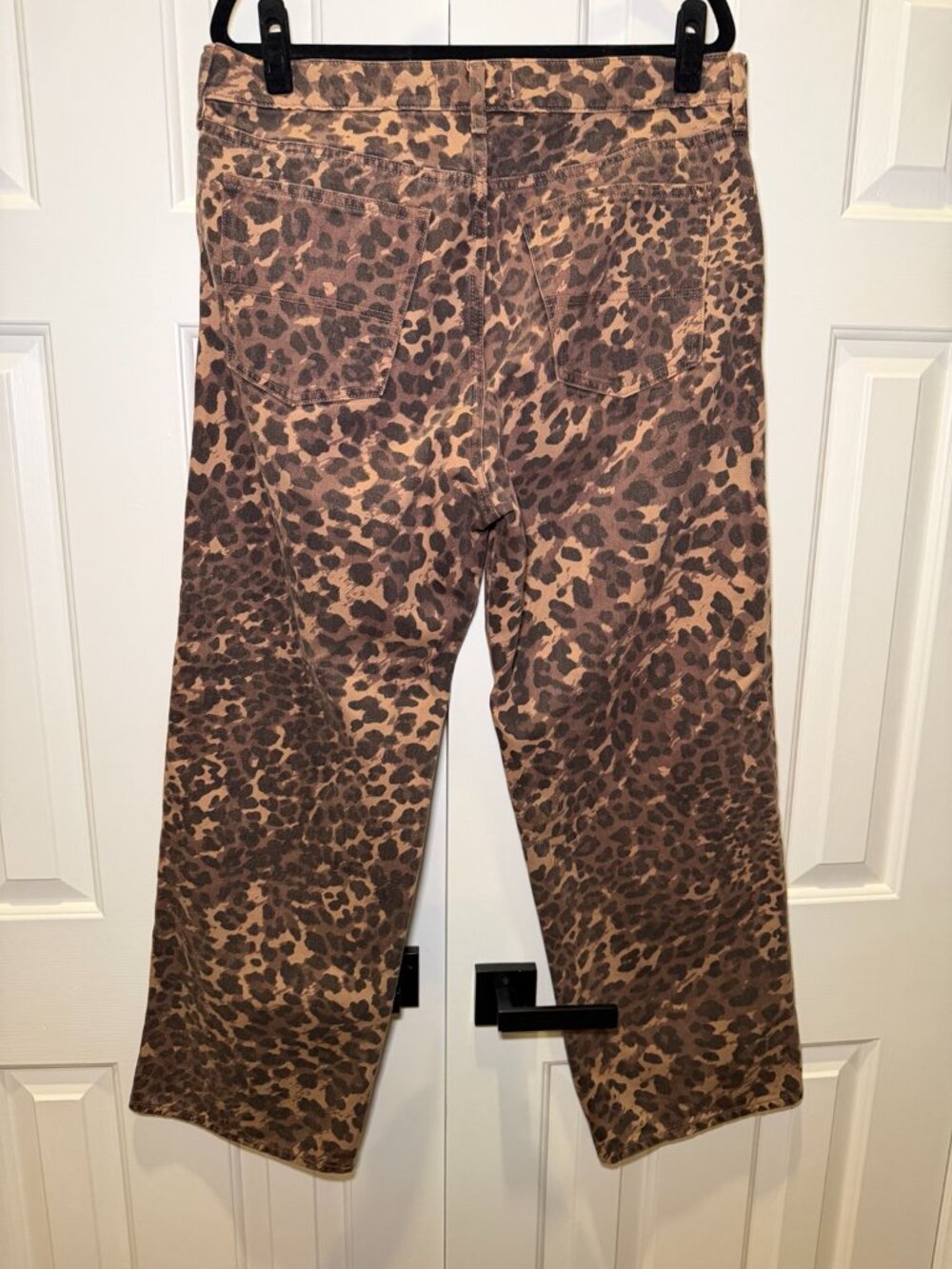 Abercrombie Leopard Mid Rise Wide Leg Jeans 31 - Picture 2 of 4